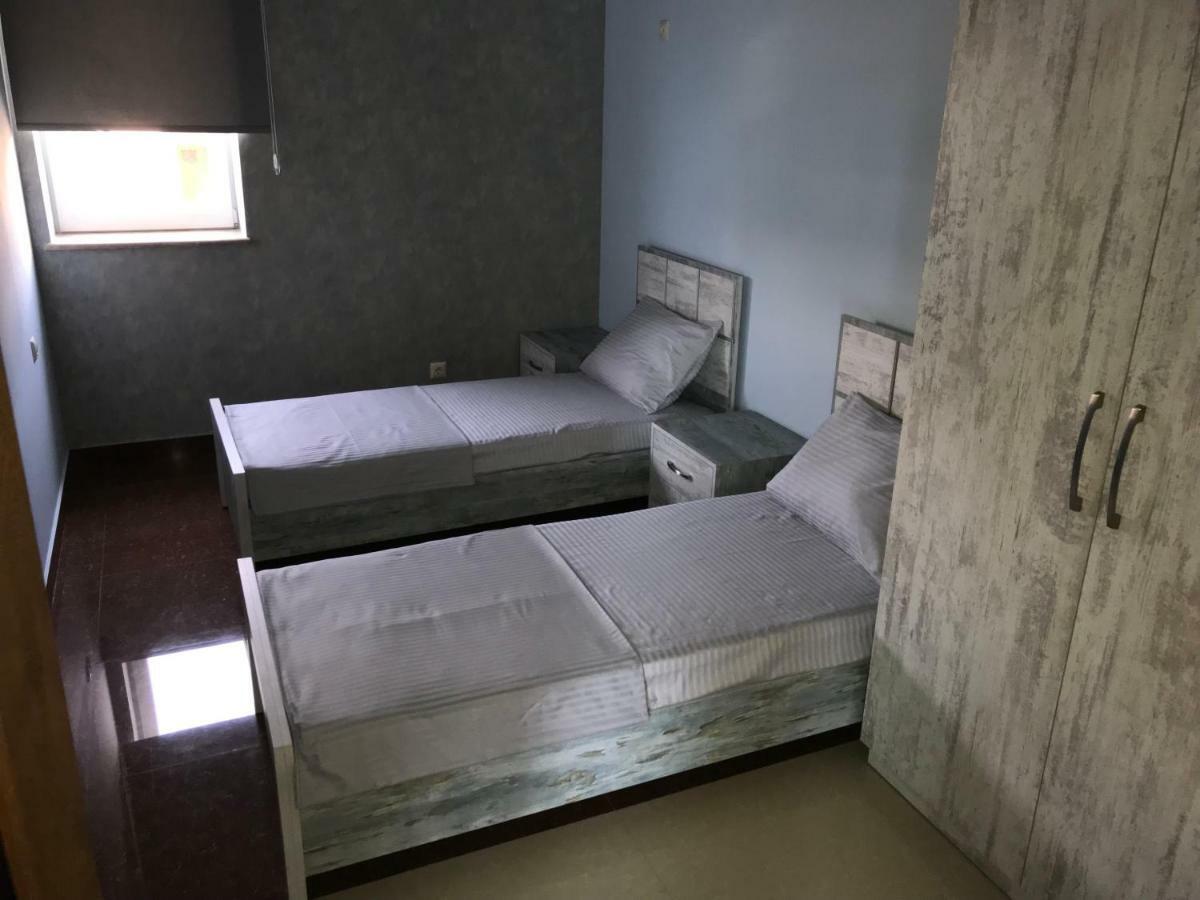 Liko Hostel Ереван Екстериор снимка