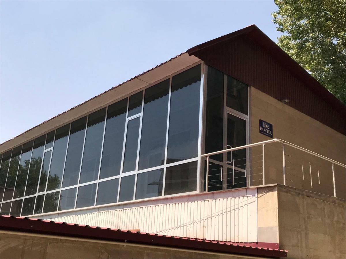 Liko Hostel Ереван Екстериор снимка