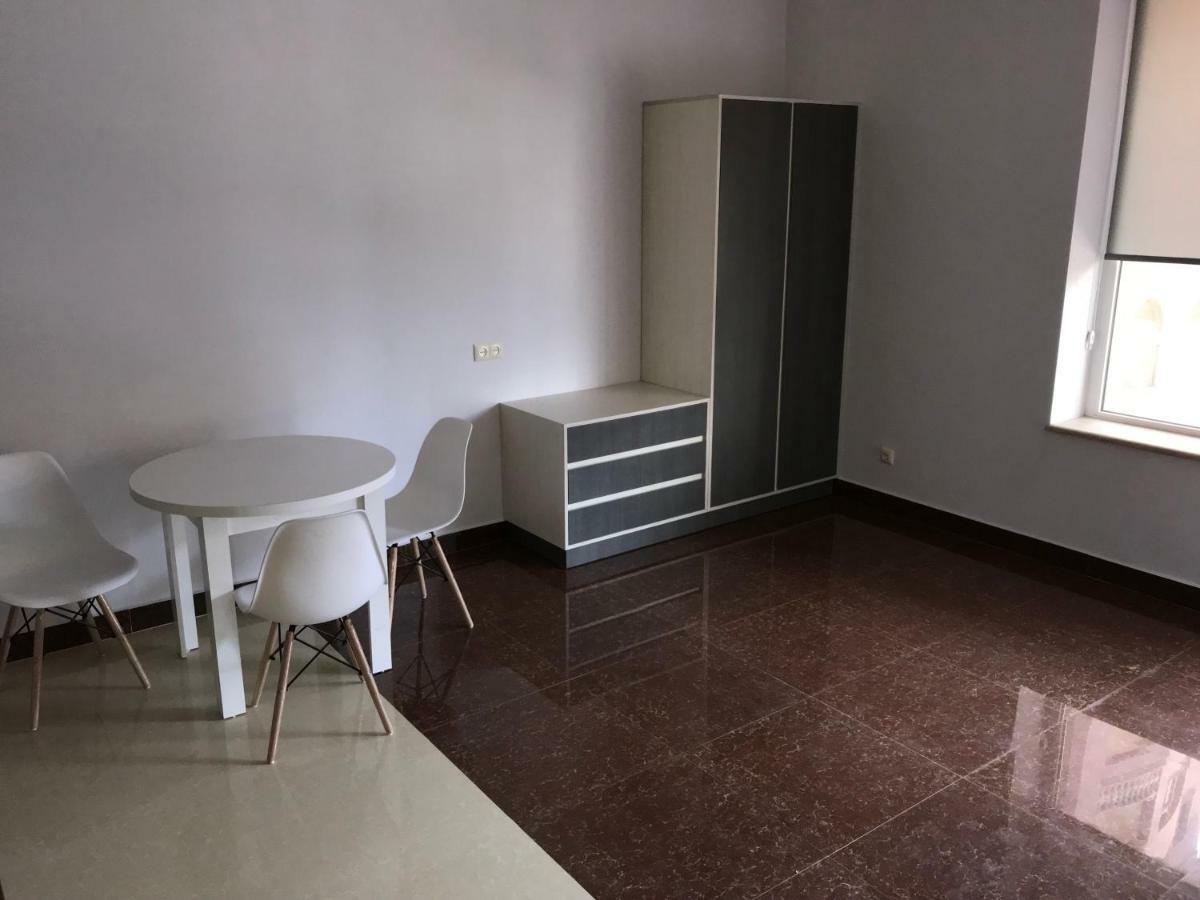 Liko Hostel Ереван Екстериор снимка